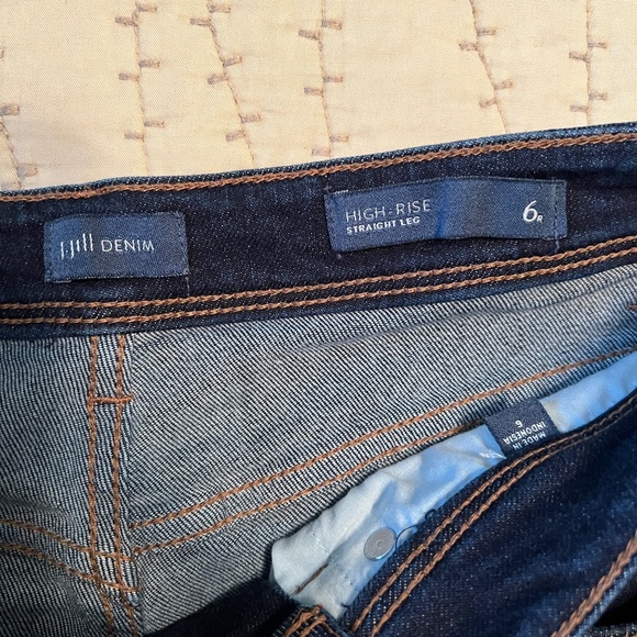 J. Jill High Rise Straight Leg Jean - Like new! Size 6 - Picture 5 of 7